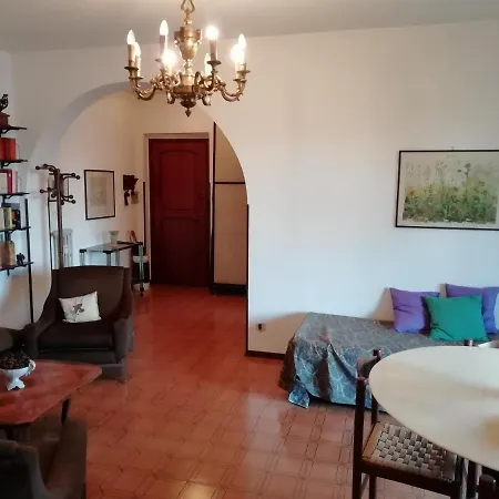Appartement 24 *